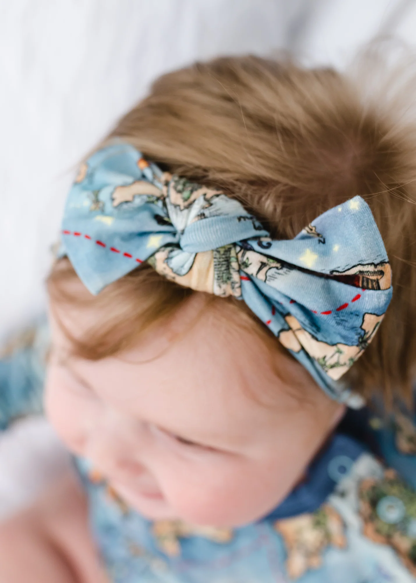 Neverland Map Hair Bow - Image 3